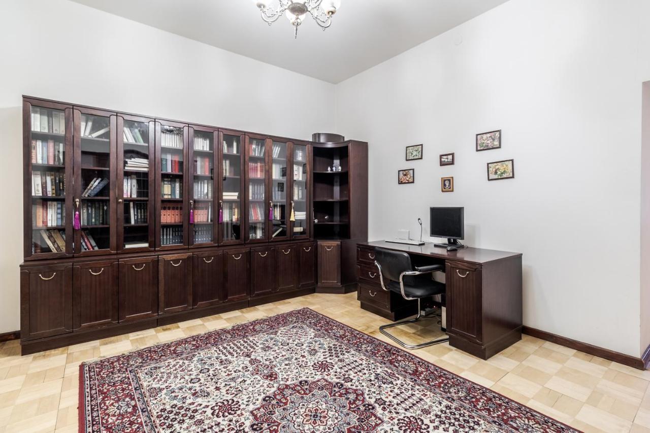 Doroshenka Antique Apartment Львов Экстерьер фото